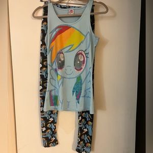 Cute My Little Pony pajama set.
